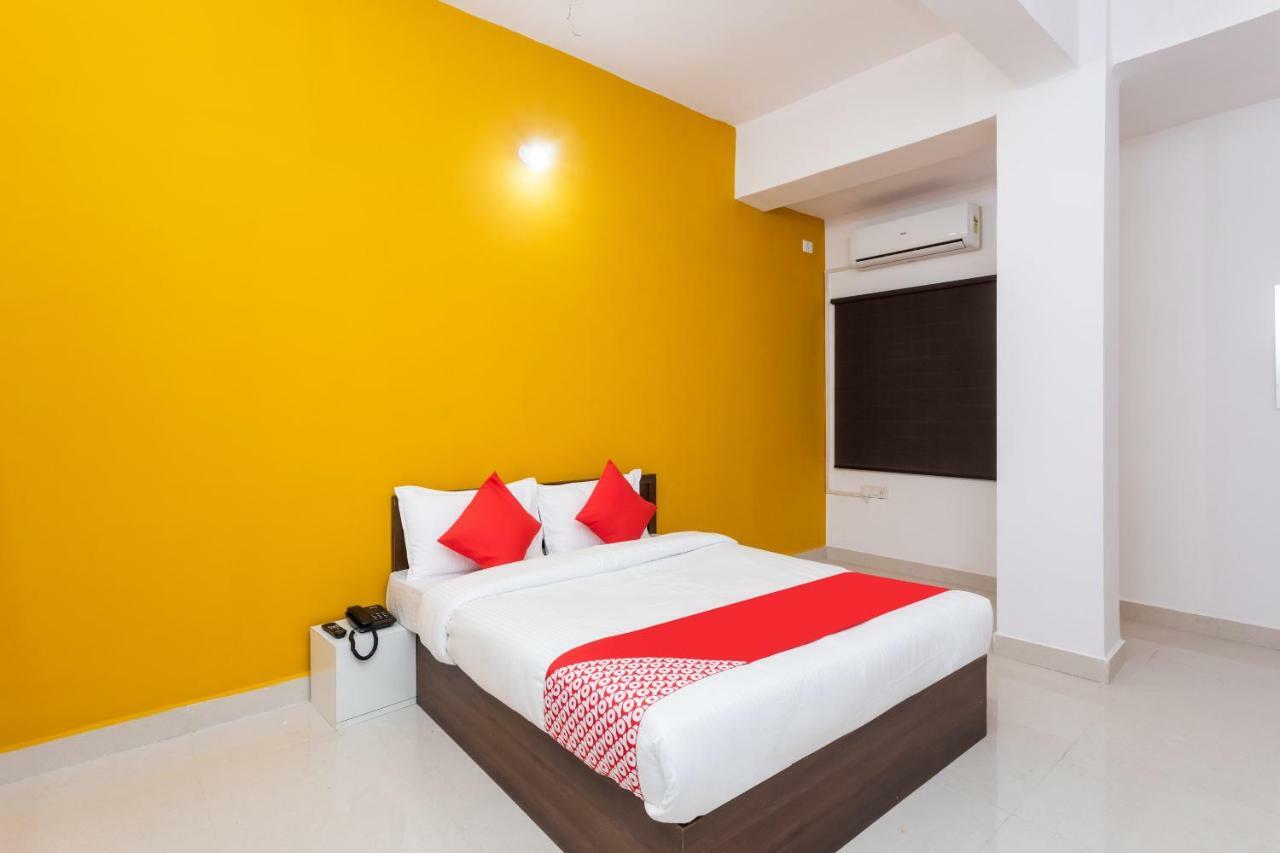 Oyo Hotel Convivial Paradise Shamsgarh Bagian luar foto